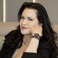 Robyn Siperstein, MD